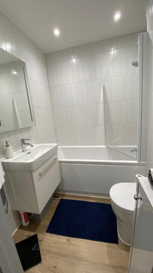 Modern Central Flat With Balcony & Free Parking On-Site Bournemouth Exteriér fotografie
