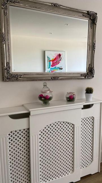 Modern Central Flat With Balcony & Free Parking On-Site Bournemouth Exteriér fotografie